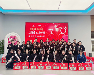 揭秘AGGAME女神节：鲜花、美食、特惠一网打尽，给她的不止是礼物，更是满满的爱意